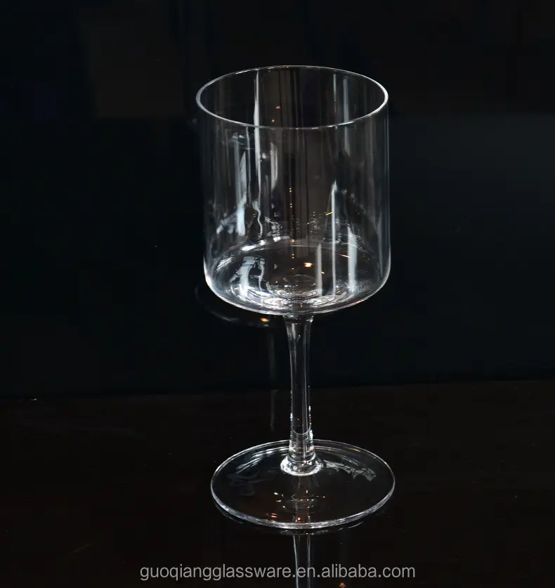 Sederhana nyaman untuk mencengkeram pegangan cangkir ramping cangkir jus kaca minum cetak cangkir kaca dengan tutup