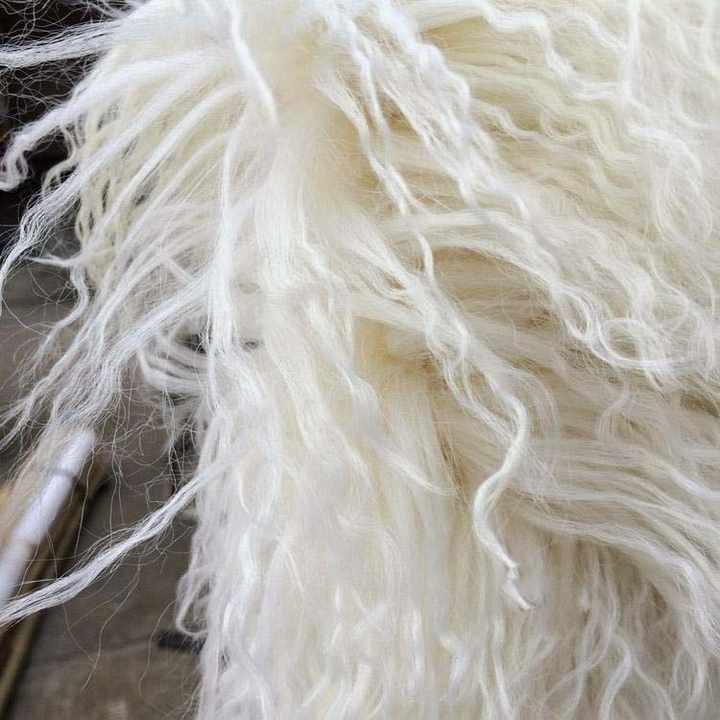 天然西藏羊肉地毯山羊毛皮板毯子动物皮肤| Alibaba.com