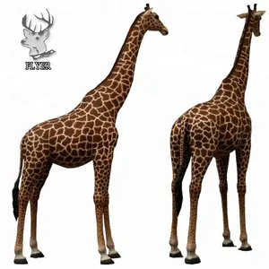 Statue a grandezza naturale in fibra di vetro animale giraffa per la vendita