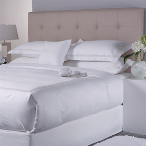 Set di <span class=keywords><strong>Biancheria</strong></span> da Letto di Alta Qualità 400TC Ecologico Personalizzabile <span class=keywords><strong>per</strong></span> Casa e Hotel con Righe Sottili Guangdong Eliya Hotel Linen - Product Image 4