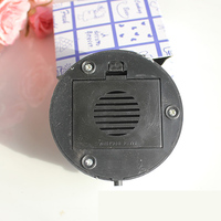 Base lumineuse LED élégante pour présentation de créations en verre et de objets en cristal