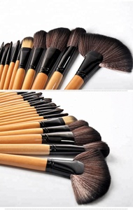 Color <span class=keywords><strong>de</strong></span> madera 24 unids <span class=keywords><strong>maquillaje</strong></span> cepillo cosméticos conjunto Kit <span class=keywords><strong>de</strong></span> embalado <span class=keywords><strong>de</strong></span> cuero caso - Product Image 4