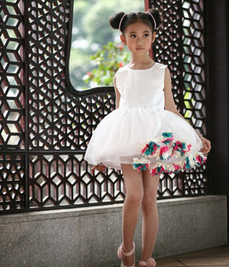 Apliques de flores de los niños <span class=keywords><strong>boutique</strong></span> rojo/ropa blanca - Product Image 2