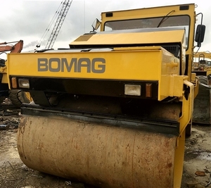 Rodillo de carretera Bomag BW202A usado a buen precio y calidad a la venta - Product Image 2