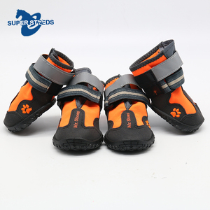 Promozionale simpatico stile sportivo cane stivali da pioggia eco-friendly in gomma di cotone per esterni scarpe impermeabili modello animale che cammina per animali - Product Image 2