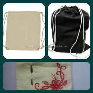 Sac fourre-tout en coton écologique taille personnalisée vert à la mode avec cordon de serrage impression de logo emballage cadeau de voyage de style uni - Product Image 1