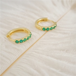 <span class=keywords><strong>Orecchini</strong></span> a Cerchio <span class=keywords><strong>Mini</strong></span> Arcobaleno in Argento 925 Gemnel, Nuovo Design per Donne, Placcati in Oro - Product Image 6