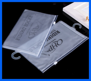 Tùy Chỉnh Pvc Eva Poly Nhựa Treo Móc Bao Bì Túi Với Nút - Product Image 6