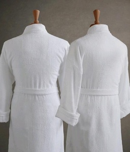 Lussuoso Accappatoio in Spugna di Cotone 100% 380gsm con Colletto Kimono Bianco per Hotel - Set Regalo Personalizzato Ricamato MR MRS per Sposi - Product Image 4