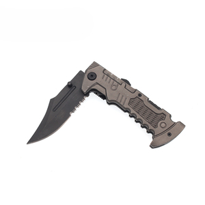 <span class=keywords><strong>2021</strong></span> nouveau Style vente chaude en acier inoxydable pliant Camping couteau survie en plein air sauvetage couteau de poche lame en aluminium OEM EDC utilisation - Product Image 1