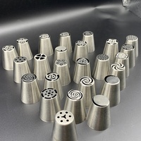 Wanlihao Bestseller 304 Edelstahl Russische Spritzdüsen für Kuchendekoration Russische Spritztüllen