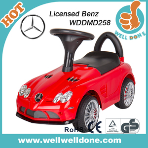 Sous licence <span class=keywords><strong>Mercedes</strong></span> AMG Benz pour enfants, bébé tour sur la voiture électrique de jouet WDDMD258 - Product Image 1