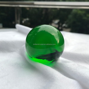 <span class=keywords><strong>Bola</strong></span> <span class=keywords><strong>de</strong></span> <span class=keywords><strong>cristal</strong></span> <span class=keywords><strong>mágica</strong></span> 60mm verde k9 <span class=keywords><strong>bola</strong></span> <span class=keywords><strong>de</strong></span> <span class=keywords><strong>cristal</strong></span> fengshui <span class=keywords><strong>bola</strong></span> para la decoración <span class=keywords><strong>de</strong></span> la casa - Product Image 3