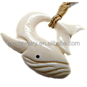 Handgefertigter Tibetischer Geschnitzter Synthetischer Ochsenknochen Tier-Wal-Schwanz Anhänger Schmuck für Männer - Product Image 2