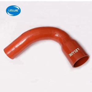 Tuyau supérieur en silicone pour <span class=keywords><strong>intercooler</strong></span> turbo 51702364/50508081 pour <span class=keywords><strong>Alfa</strong></span> <span class=keywords><strong>Romeo</strong></span> 147 <span class=keywords><strong>156</strong></span> 1.9 JTD berline - Product Image 6