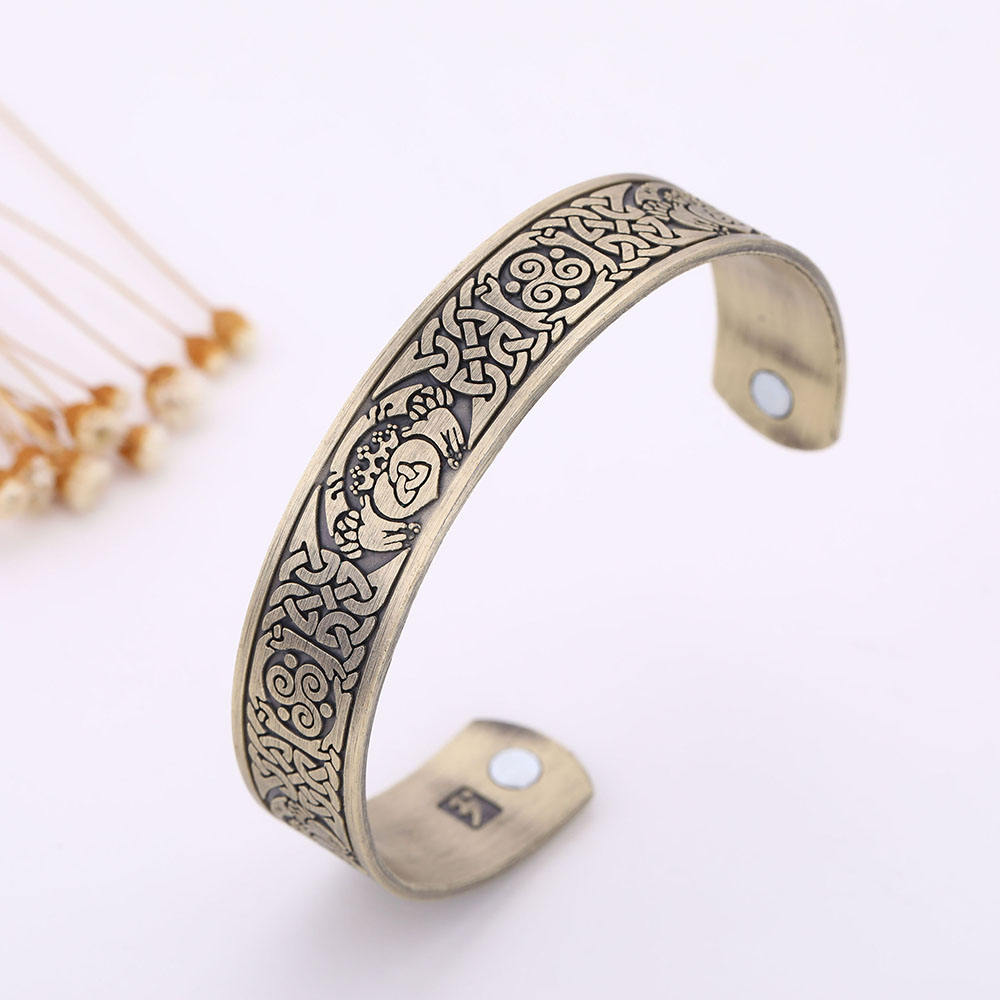 B109598-1-ancient bronze