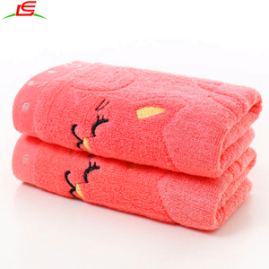 2018 nouveau Doux Cotto Bébé Infantile Nouveau-Né Serviette De Bain Gant de Toilette Alimentation Essuyez Tissu Guérir - Product Image 2