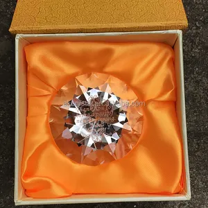 热卖结婚礼物光学清晰 K9 水晶玻璃钻石形状纸重量，透明水晶钻石玻璃