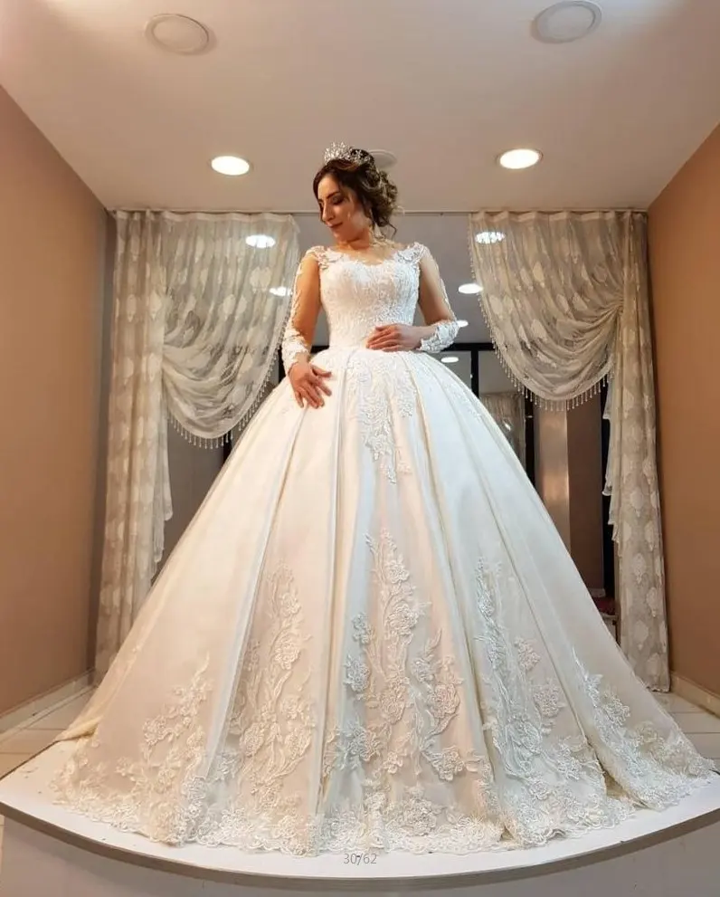 Kaftan Round Neck Satin Pregnant Brides Princess Ball Gowns Wedding Dresses