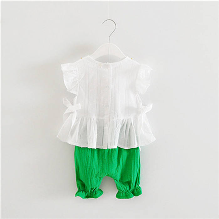 สีเขียว