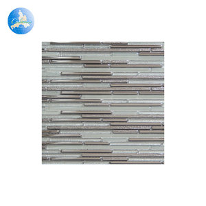 Popular salpicaduras de <span class=keywords><strong>color</strong></span> blanco de aluminio mezcla de cristal de mosaico de vidrio para Cocina - Product Image 1