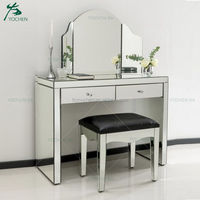 Coiffeuse moderne effet diamant avec miroir et tabouret, en pin massif, pour chambre à coucher, parmi les ensembles de chambre en bois massif et lits en bois.