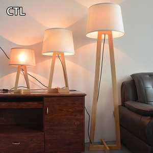 Lampada da Terra in <span class=keywords><strong>Legno</strong></span> Moderna Nordica per Arredamento Interno Lampada da Terra Classica a Treppiede Fatta a Mano per Hotel e Camera da Letto - Product Image 4
