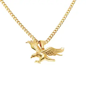 18 K Emas Berlapis Stainless Steel Hewan Eagle Hawk Sayap Liontin Kalung untuk Pria Perhiasan