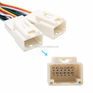 <span class=keywords><strong>Adaptateur</strong></span> d'entrée d'interface AUX pour faisceau de câbles stéréo en Y à 12 broches pour Toyota Camry Corolla Highlander RAV4 <span class=keywords><strong>Yaris</strong></span> 2003-2014 - Product Image 2