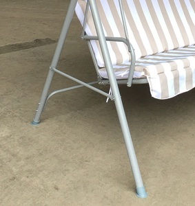 Sedia da giardino <span class=keywords><strong>altalena</strong></span> in metallo a <span class=keywords><strong>3</strong></span> <span class=keywords><strong>posti</strong></span> per esterno - Product Image 4