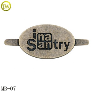 Plaques métalliques personnalisées en émail avec logo, nom en relief, étiquette métallique pour sac à main, pour bagages - Product Image 6