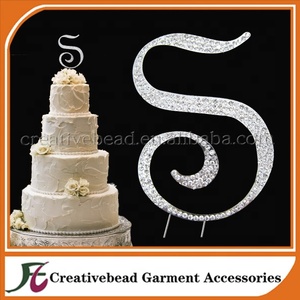 Adornos <span class=keywords><strong>para</strong></span> Pastel <span class=keywords><strong>de</strong></span> Boda con Monograma Plateado, <span class=keywords><strong>Iniciales</strong></span> con Letras <span class=keywords><strong>de</strong></span> Estrás Adhesivas - Product Image 2