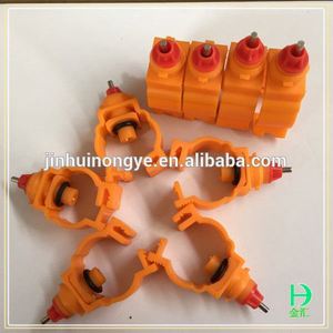 En línea shoppin nuevo producto automático bebedor pollos - Product Image 1