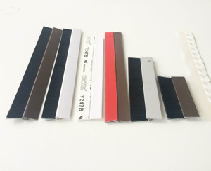 <span class=keywords><strong>Joint</strong></span> de porte en PVC <span class=keywords><strong>profilé</strong></span> avec brosse / Bande de <span class=keywords><strong>joint</strong></span> de seuil de porte - Product Image 3
