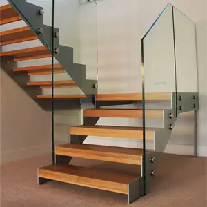 用于室内的金属 zig-zag stringer 直楼梯