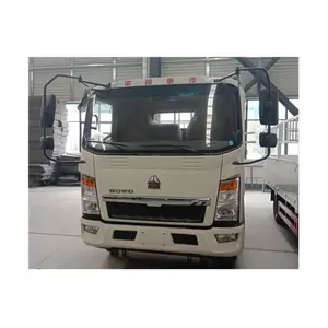 中国重汽HOWO 4X2 5- 10ton栅栏股份货运卡车交付