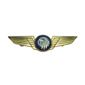 Benutzer definierte Metall Pilot Wings Pin Abzeichen mit unterschied lichem Design