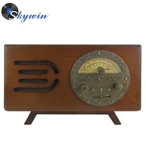 Retro vintage AM/FM home radio with USB SD slot Aux-in jack