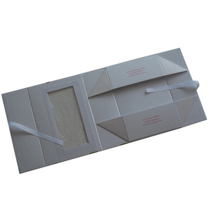 Lamination Shopping Closures Window Lid Pink Gift Clothing Flat With Closure Magnetic <strong>Contains</strong> Spongy Packing Cardboard Box