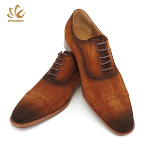 Precio barato de alta calidad de los hombres de lujo <span class=keywords><strong>Zapatos</strong></span> marrón para <span class=keywords><strong>hombre</strong></span> formal de cuero genuino <span class=keywords><strong>Zapatos</strong></span> a medida - Product Image 2