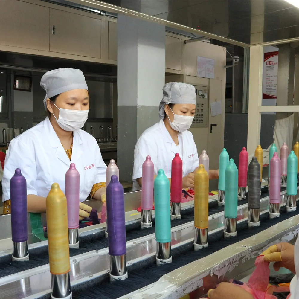 무료 샘플 OEM 주문 제조자 남자를 위한 남성 성 콘돔 대량 콘돔
