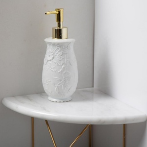Estante Esquinero Blanco para Ducha, Estantes Esquineros de Piedra Natural en Forma de Abanico para Baño, Colección de Estantes Esquineros de Mármol - Product Image 4
