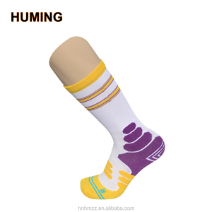New green haute élasticité jeunes hommes fou de basket-ball chaussettes de travail - Product Image 2