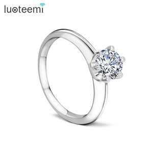 Luoteemi Vrouwen Wedding Bands Platinum White Gold Plated Met Een Aa Kubieke Zirkoon Verharde Vrouwen Luxe Bridal Engagement Ring