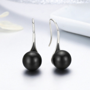 Orecchini <span class=keywords><strong>di</strong></span> perle in argento Sterling 925 classici da donna gioielli rotondi imitazione 925 <span class=keywords><strong>perla</strong></span> orecchini pendenti in argento Sterling - Product Image 4