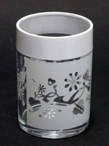 Accessoires de salle de bain en acrylique transparent en forme de cylindre - Product Image 3