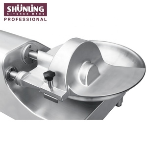 Piccolo tritacarne facile da pulire e taglierina per carne disponibile per la vendita - Product Image 2