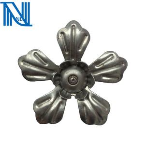 <span class=keywords><strong>In</strong></span> <span class=keywords><strong>ferro</strong></span> <span class=keywords><strong>battuto</strong></span> fiori e foglie per cancello di <span class=keywords><strong>ferro</strong></span> recinzione - Product Image 3