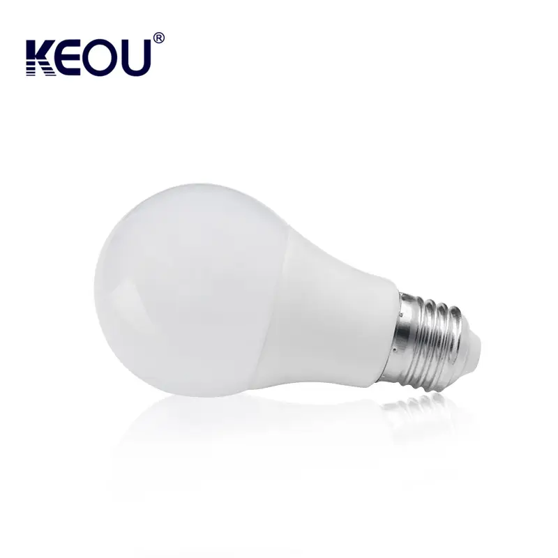 Светодиодная лампа E27 B22 с теплым белым светом, одобренная CE RoHs