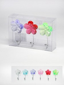 Juego de ganchos de ropa de metal con diseño de flores con succión para baño para hoteles - Product Image 2